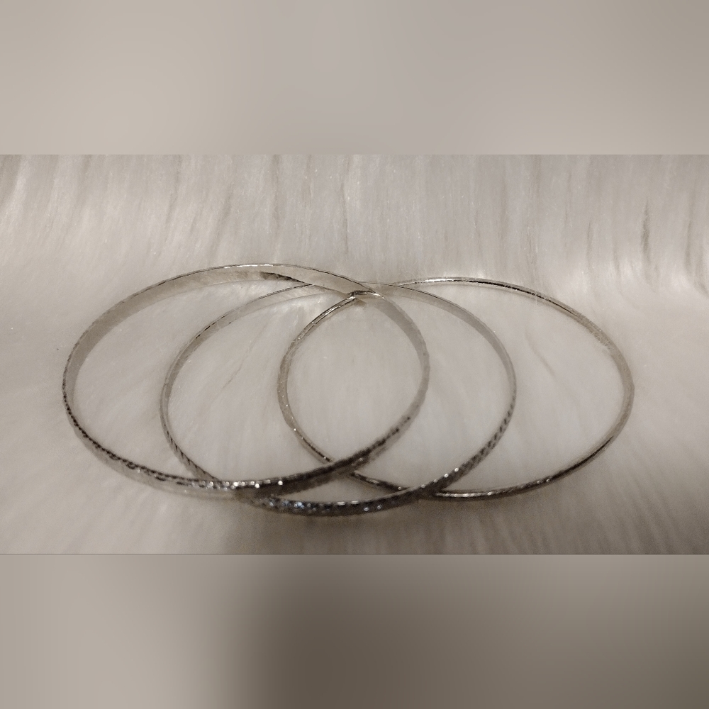 🌸Bangle trio🌸 - Picture 2 of 3